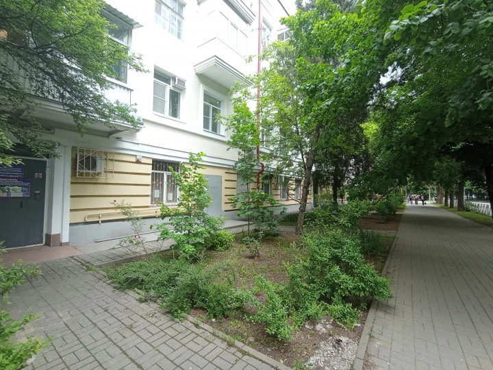 Офисное помещение, 66,1 кв. м в центре г. Краснодара
